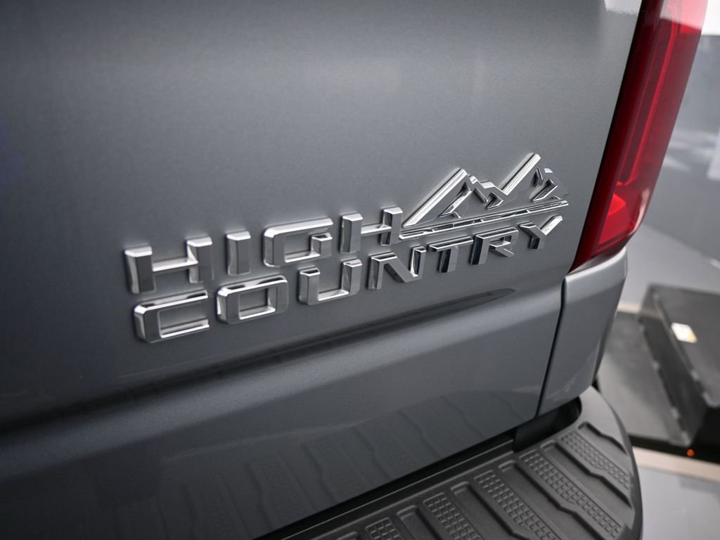 Used 2023 Chevrolet Silverado 1500 High Country w/ Technology Package image 52
