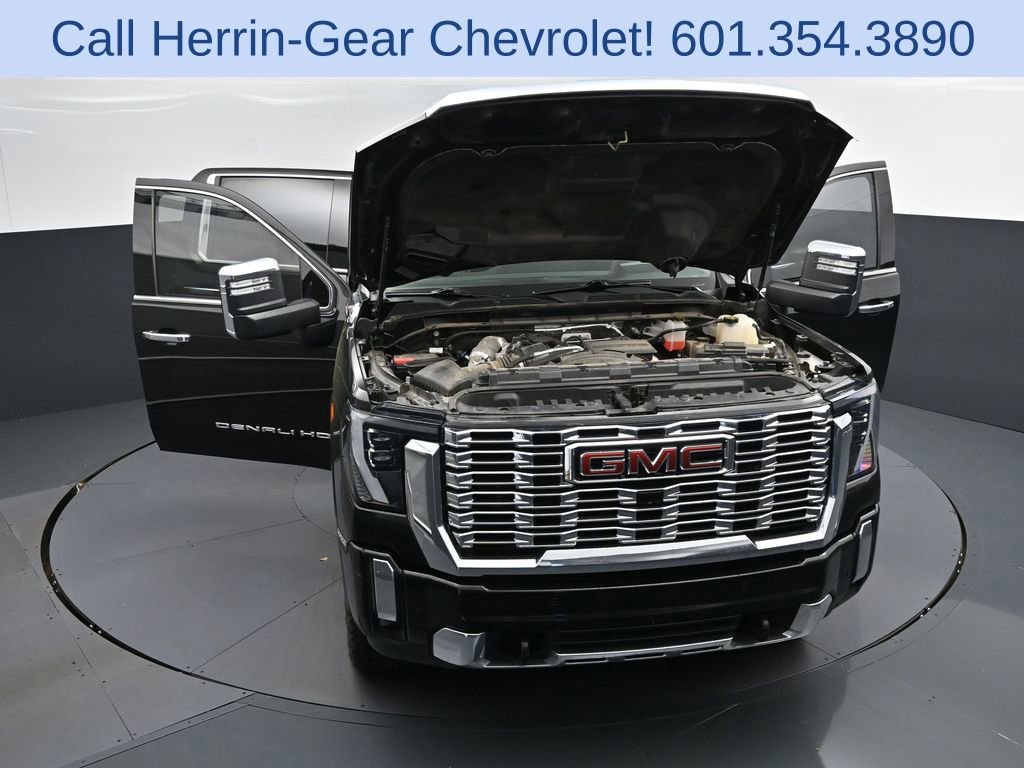 Used 2024 GMC Sierra 3500 Denali w/ Denali Reserve Package image 57