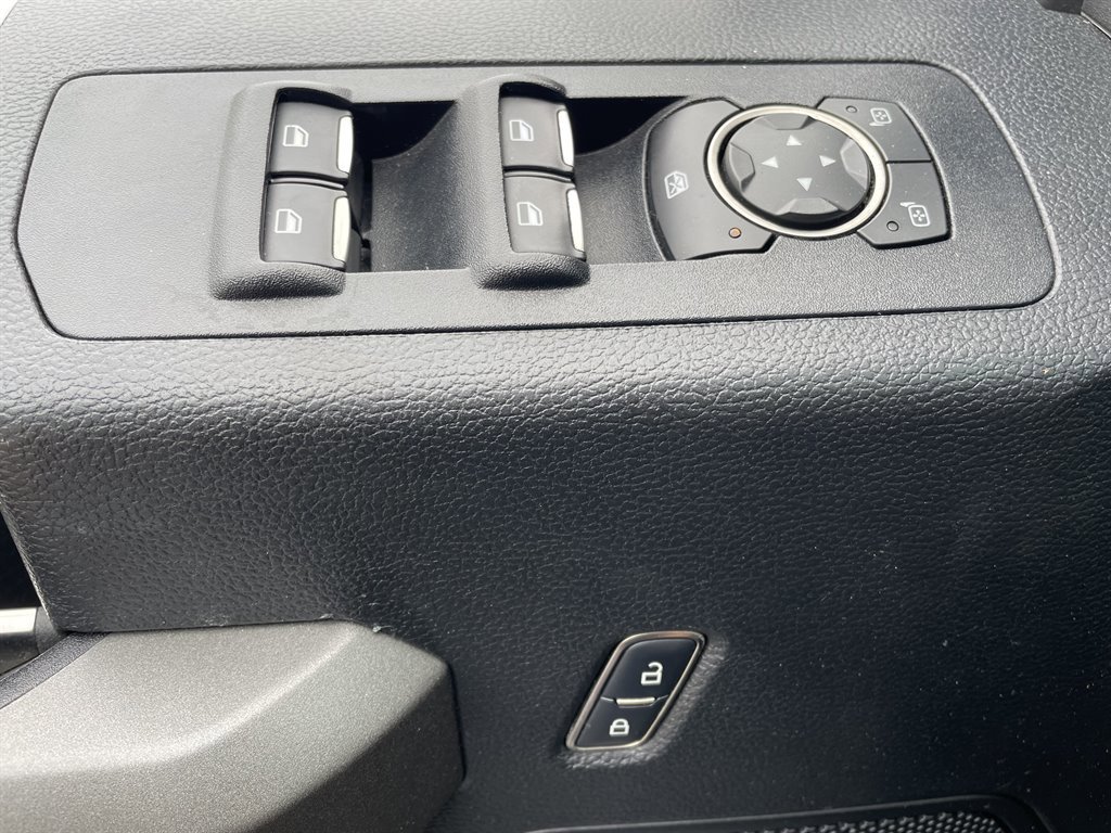 Used 2017 Ford F150 Raptor w/ Equipment Group 801A Mid image 33