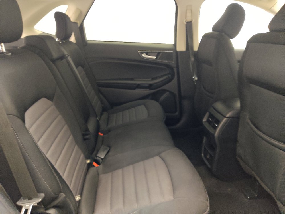 Used 2022 Ford Edge SE w/ Black Appearance Package AWD/4WD image 19