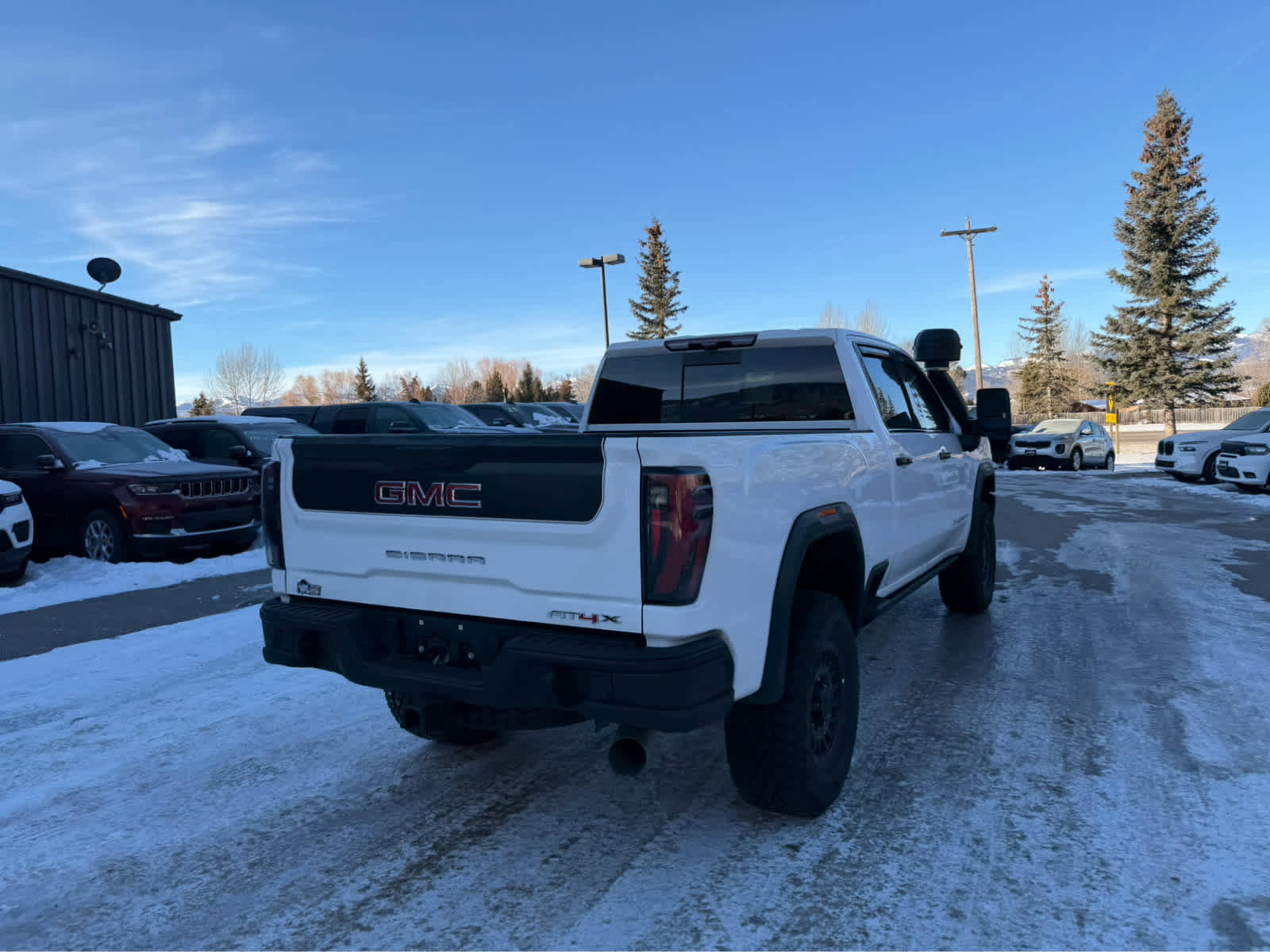 Used 2025 GMC Sierra 2500 AT4X w/ AT4X AEV Edition image 14