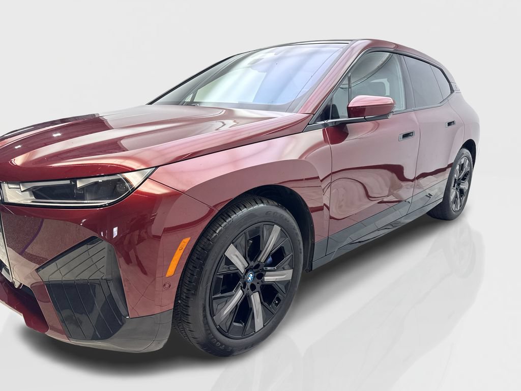 Used 2024 BMW iX xDrive50 w/ Premium Package AWD/4WD image 11