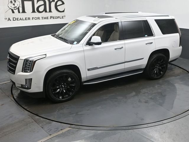 Used 2019 Cadillac Escalade Luxury AWD/4WD image 46