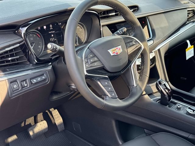 New 2026 Cadillac XT5 Premium Luxury w/ LPO, Floor Liner Package AWD/4WD image 20