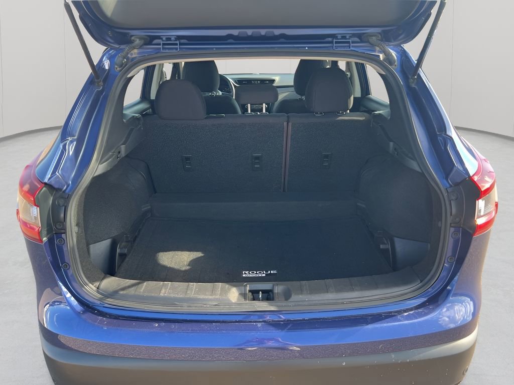 Used 2021 Nissan Rogue Sport S image 15
