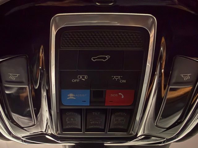 Used 2021 Jeep Grand Cherokee L Summit image 27