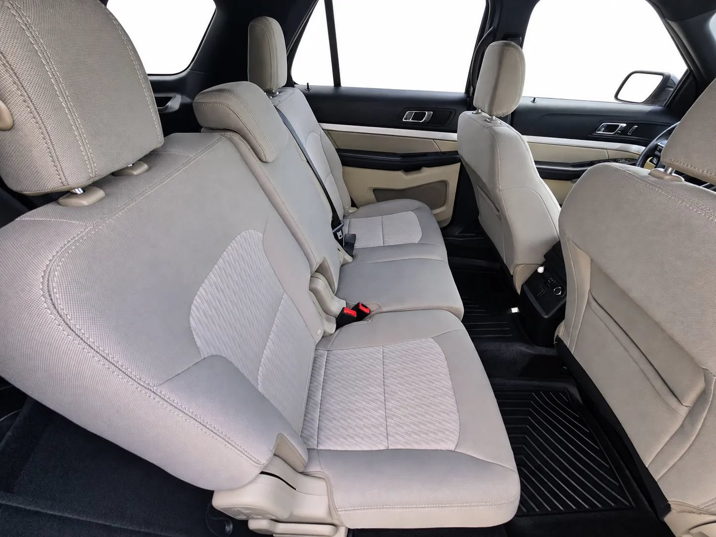 Used 2018 Ford Explorer FWD image 15