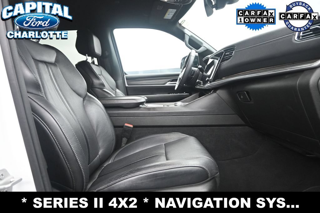 Used 2024 Jeep Wagoneer Series II w/ Flexible Seating Group RWD image 14