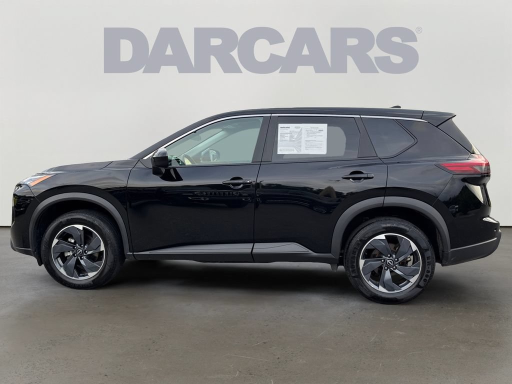 Used 2024 Nissan Rogue SV FWD image 4