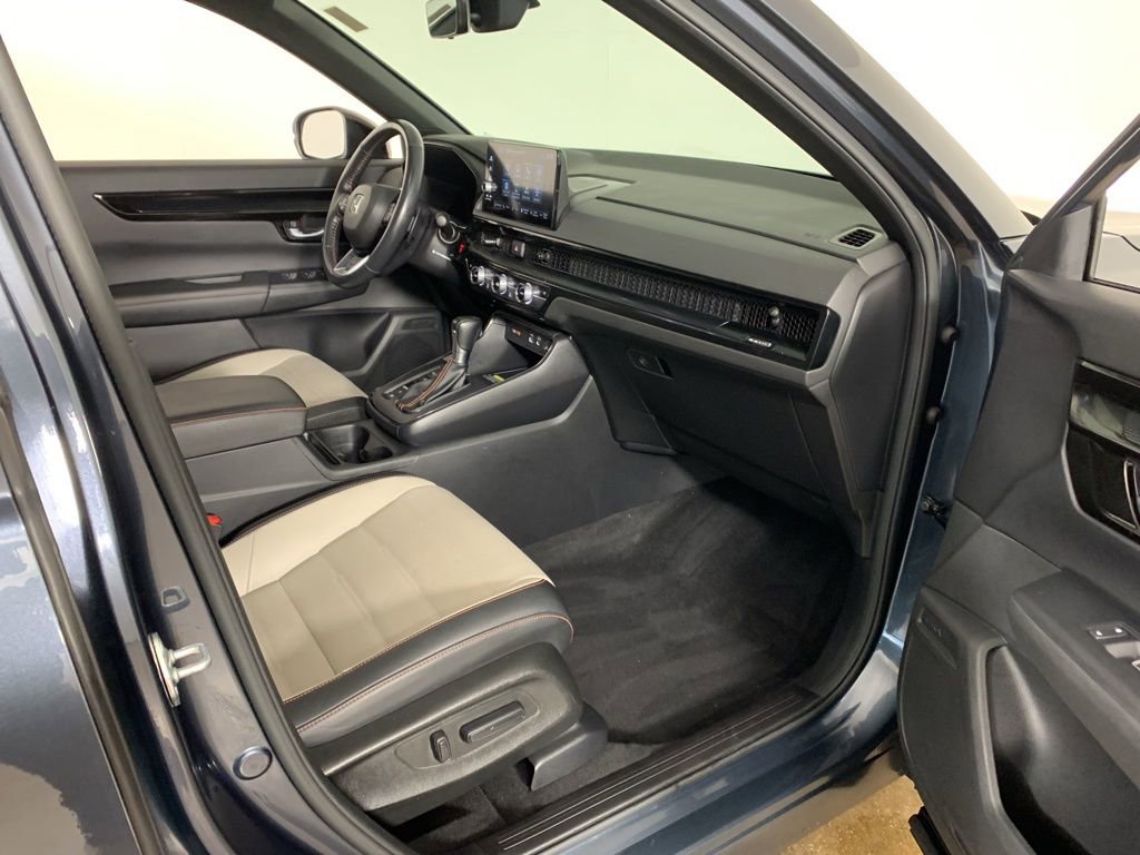 Used 2023 Honda CR-V Sport Touring image 37