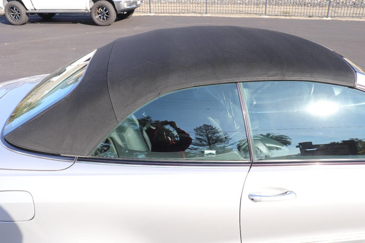 Used 2005 Mercedes-Benz CLK 320 Cabriolet image 27