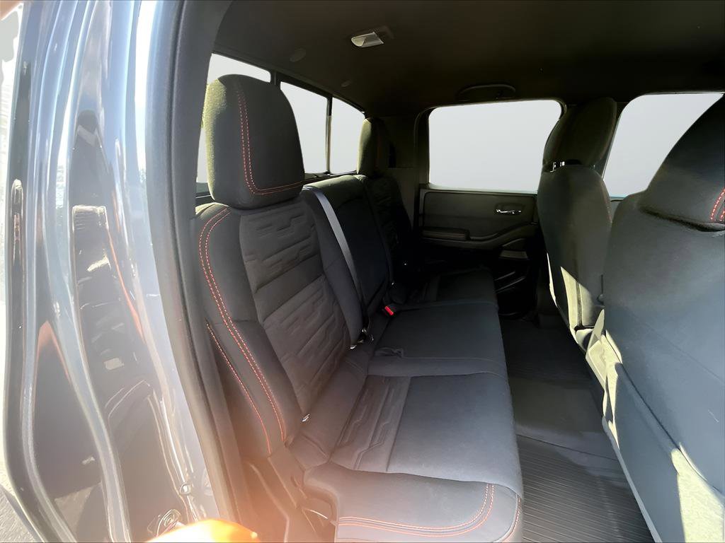 Used 2024 Nissan Frontier Pro-X image 19