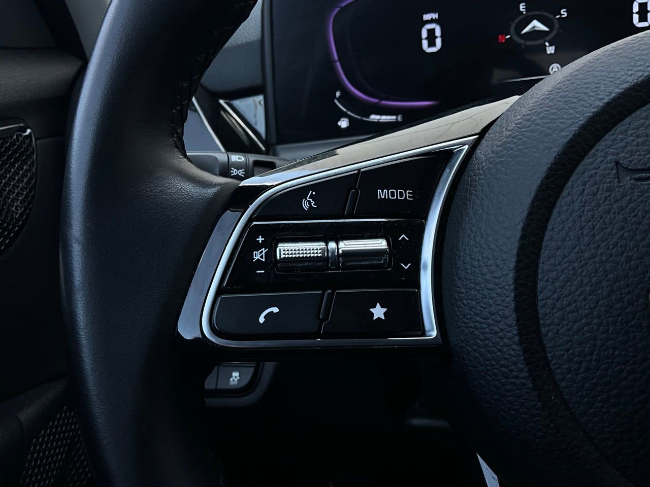 Used 2025 Kia Seltos S image 36