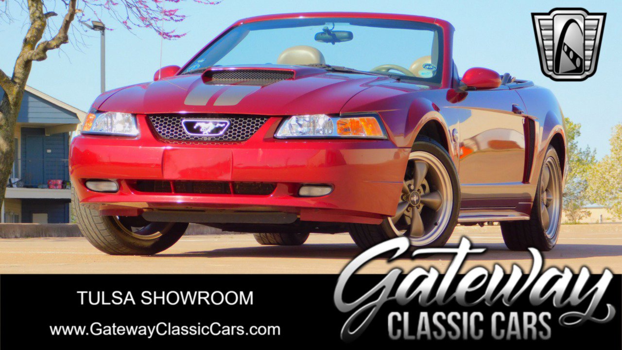Used 2004 Ford Mustang GT image 1
