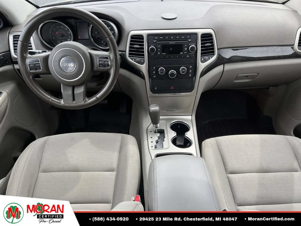 Used 2011 Jeep Grand Cherokee Laredo AWD/4WD image 13