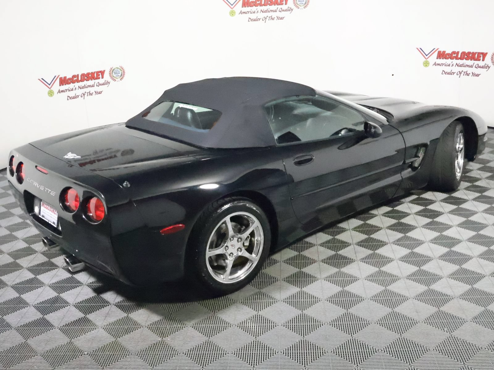 Used 2003 Chevrolet Corvette Convertible w/ Preferred Equipment Group1 RWD image 56