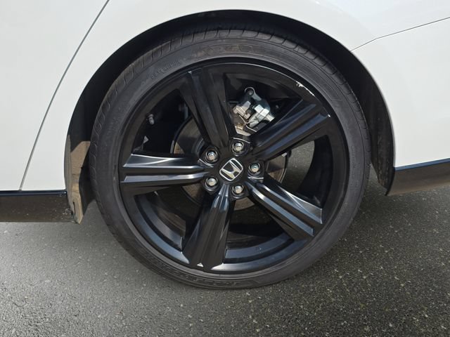 Used 2025 Honda Accord Sport image 36