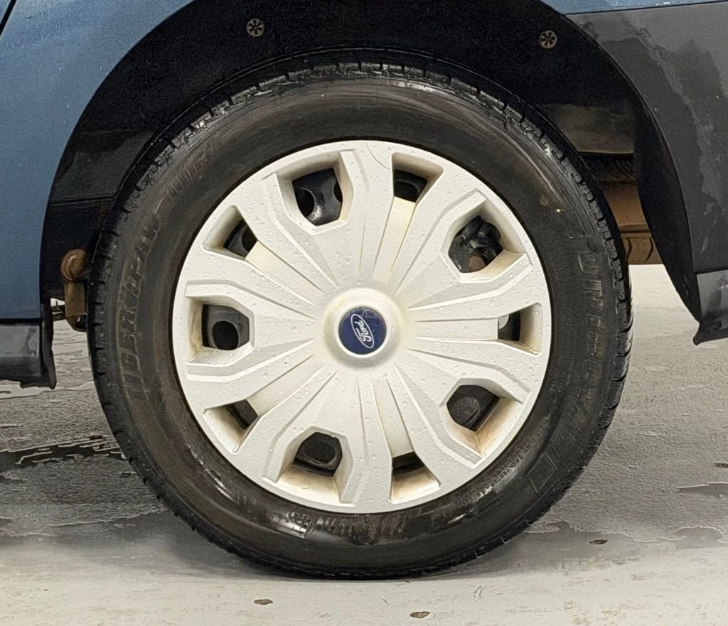 Used 2021 Ford Transit Connect XL FWD image 8