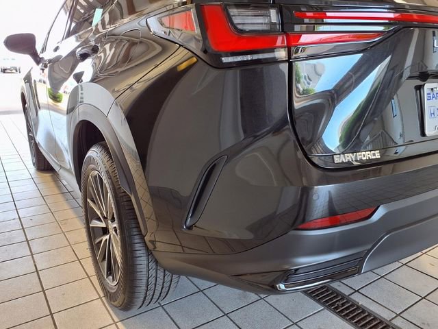 Used 2025 Lexus NX 250 FWD w/ Accessory Package (2T) image 20