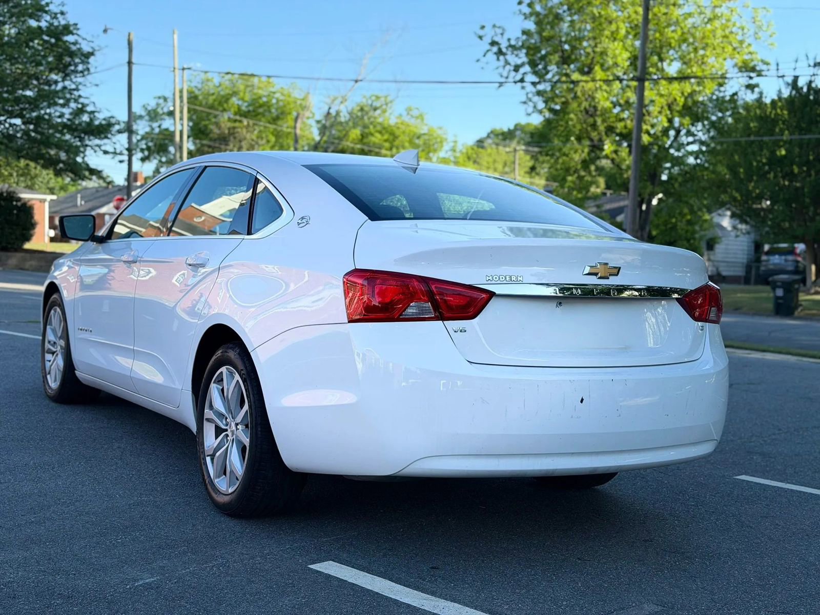 Used 2020 Chevrolet Impala LT FWD image 4