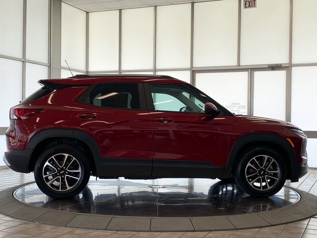 Certified 2024 Chevrolet TrailBlazer LT w/ Convenience Package image 9