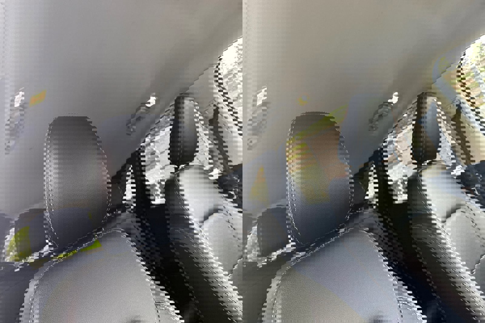 Certified 2022 Ford Escape Titanium image 18