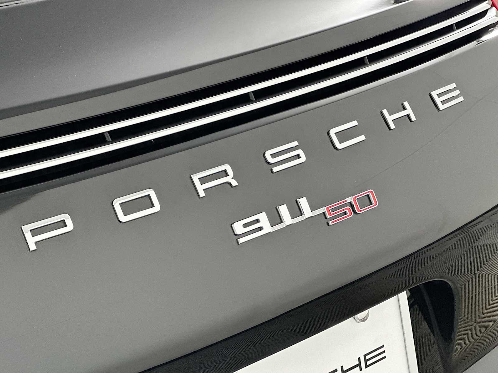 Certified 2014 Porsche 911 50th Anniversary Edition RWD image 31