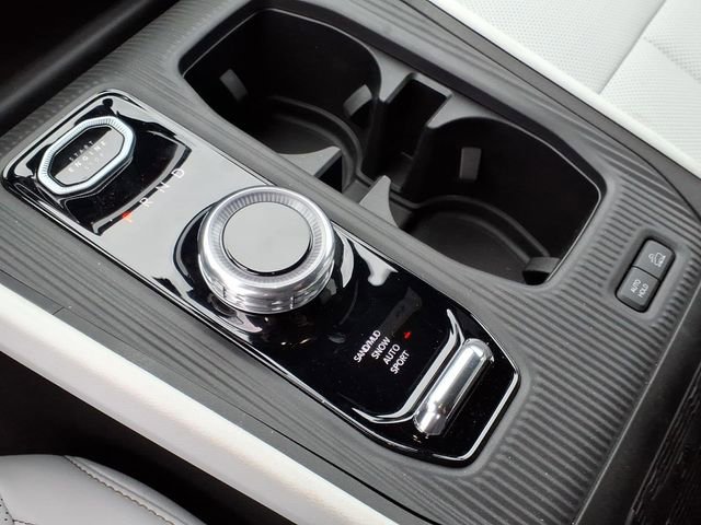 New 2026 Jeep Cherokee Limited AWD/4WD image 16