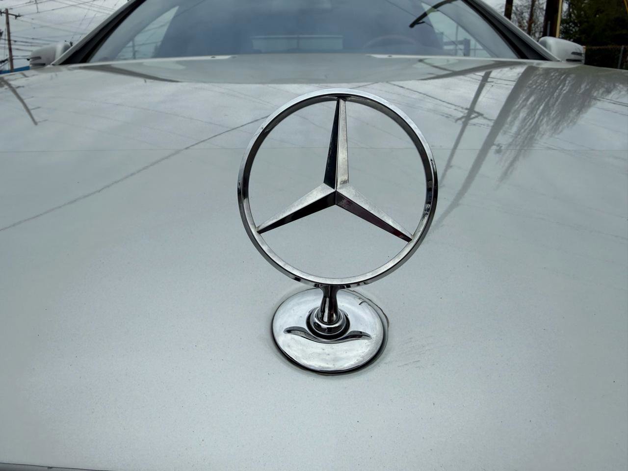 Used 2010 Mercedes-Benz S 550 4MATIC image 10