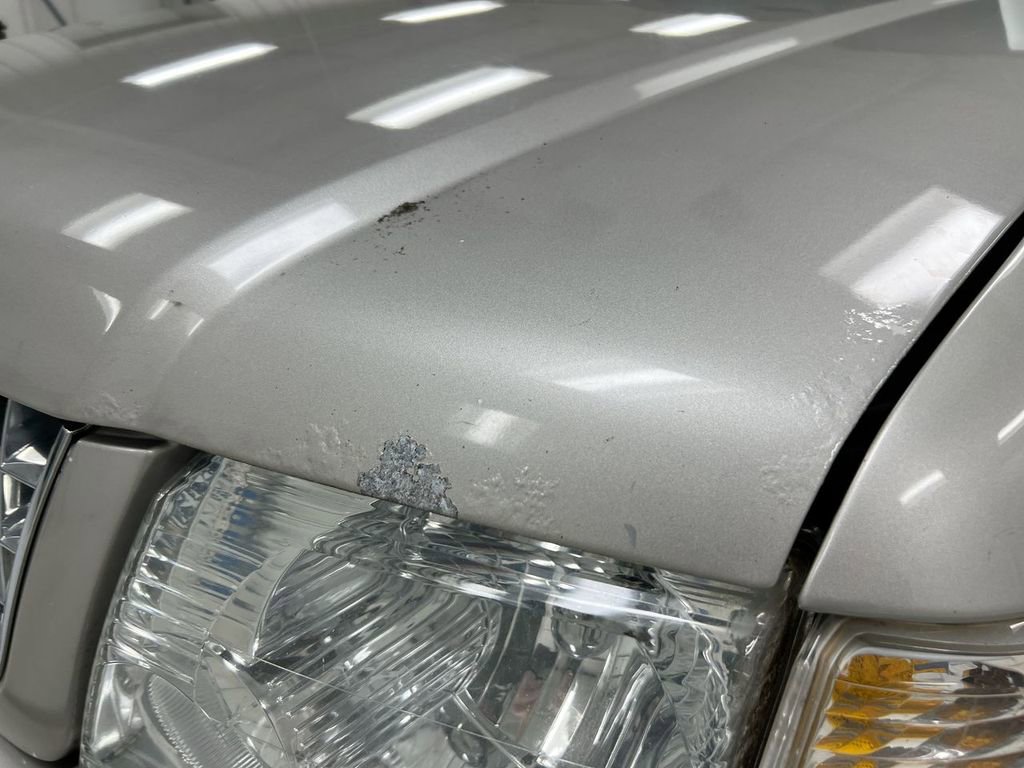 Used 2004 Ford Explorer XLT image 27