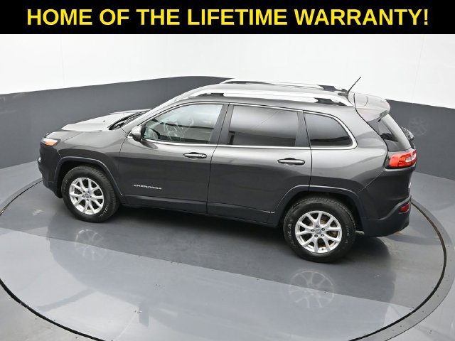 Used 2015 Jeep Cherokee Latitude w/ Comfort/Convenience Group AWD/4WD image 45