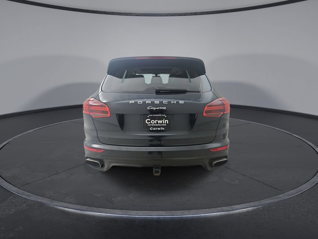 Used 2016 Porsche Cayenne AWD/4WD image 7