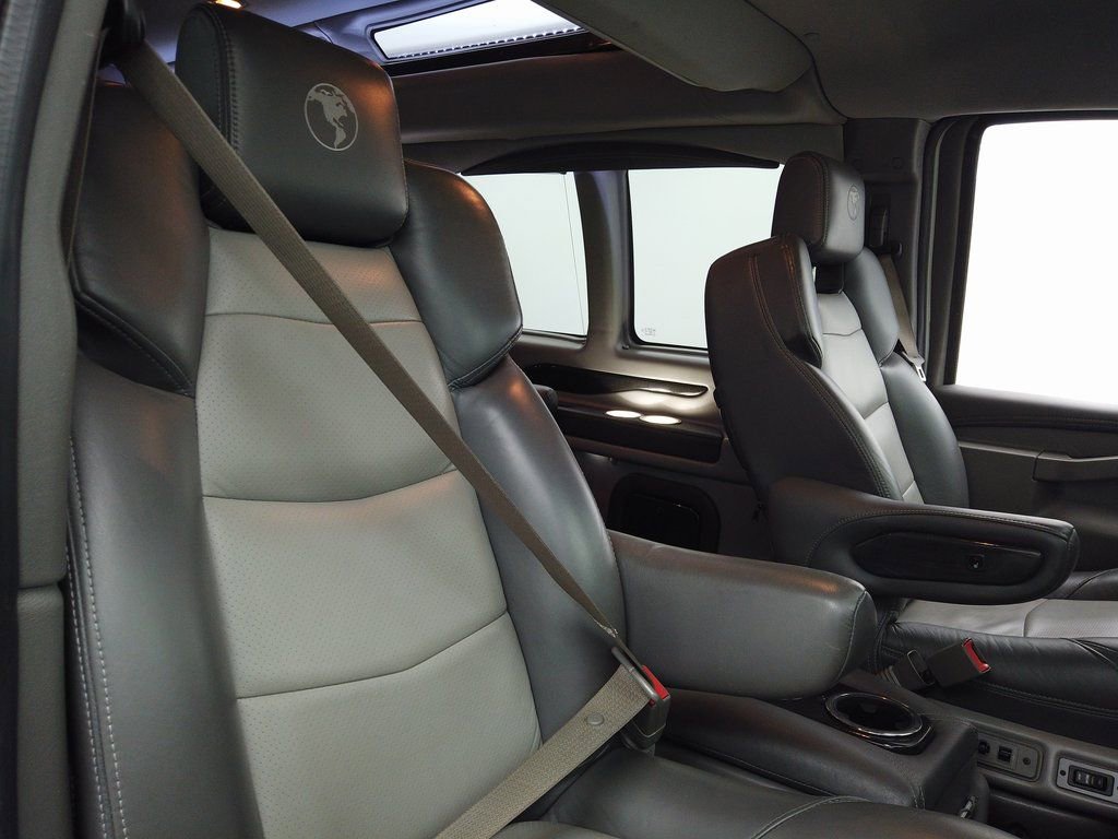 Used 2020 Chevrolet Express 2500 Extended w/ Enhanced Convenience Package image 42