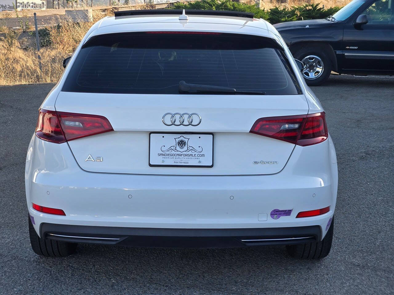 Used 2016 Audi A3 e-tron Premium Plus w/ Premium Plus Package FWD image 14