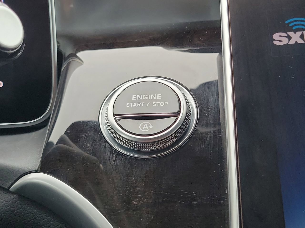 Certified 2024 Mercedes-Benz GLC 300 image 17