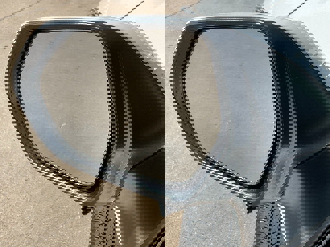 Used 2025 Toyota Corolla LE image 11