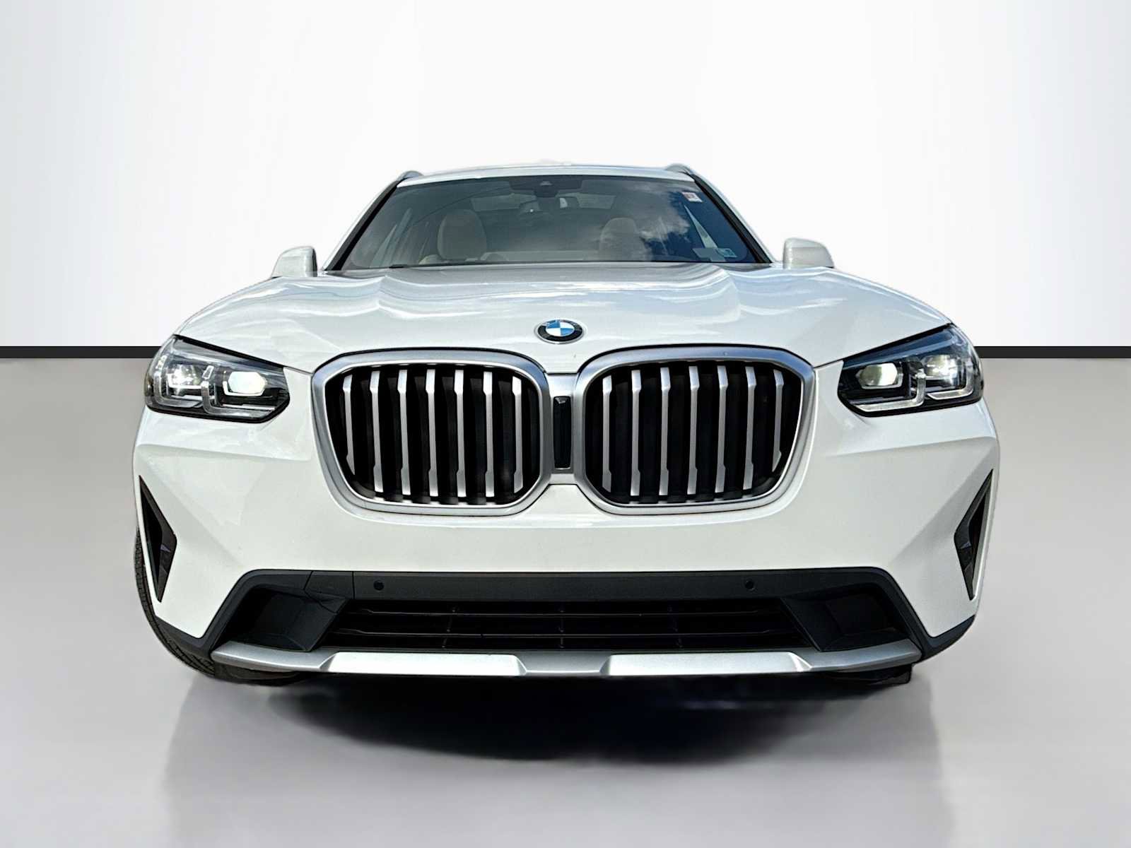 Used 2022 BMW X3 xDrive30i w/ Convenience Package image 2