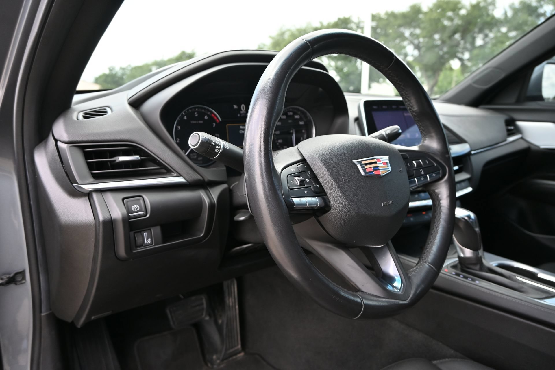 Used 2020 Cadillac CT4 Premium Luxury w/ Climate Package RWD image 17