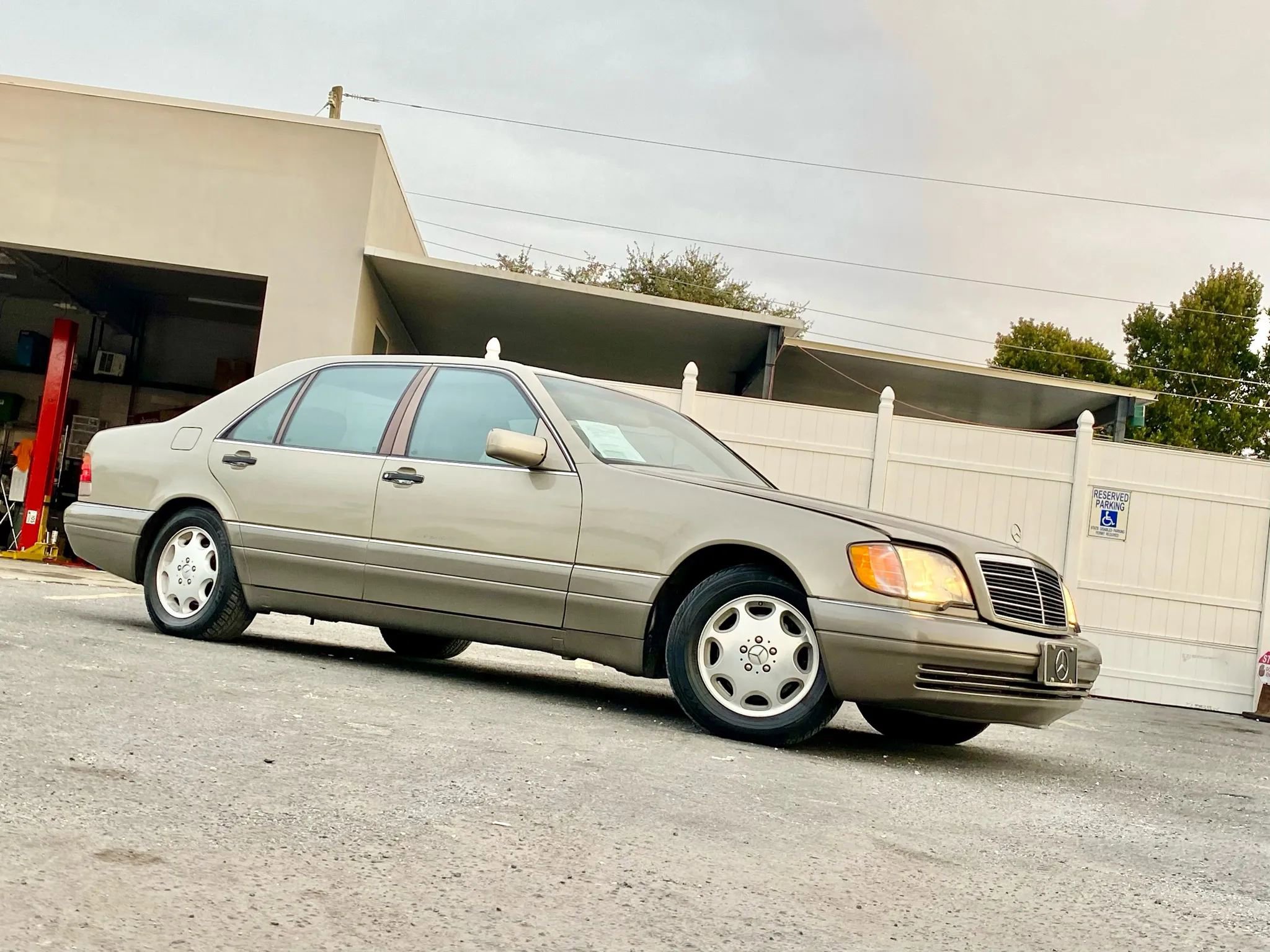 Used 1995 Mercedes-Benz S 420 image 6