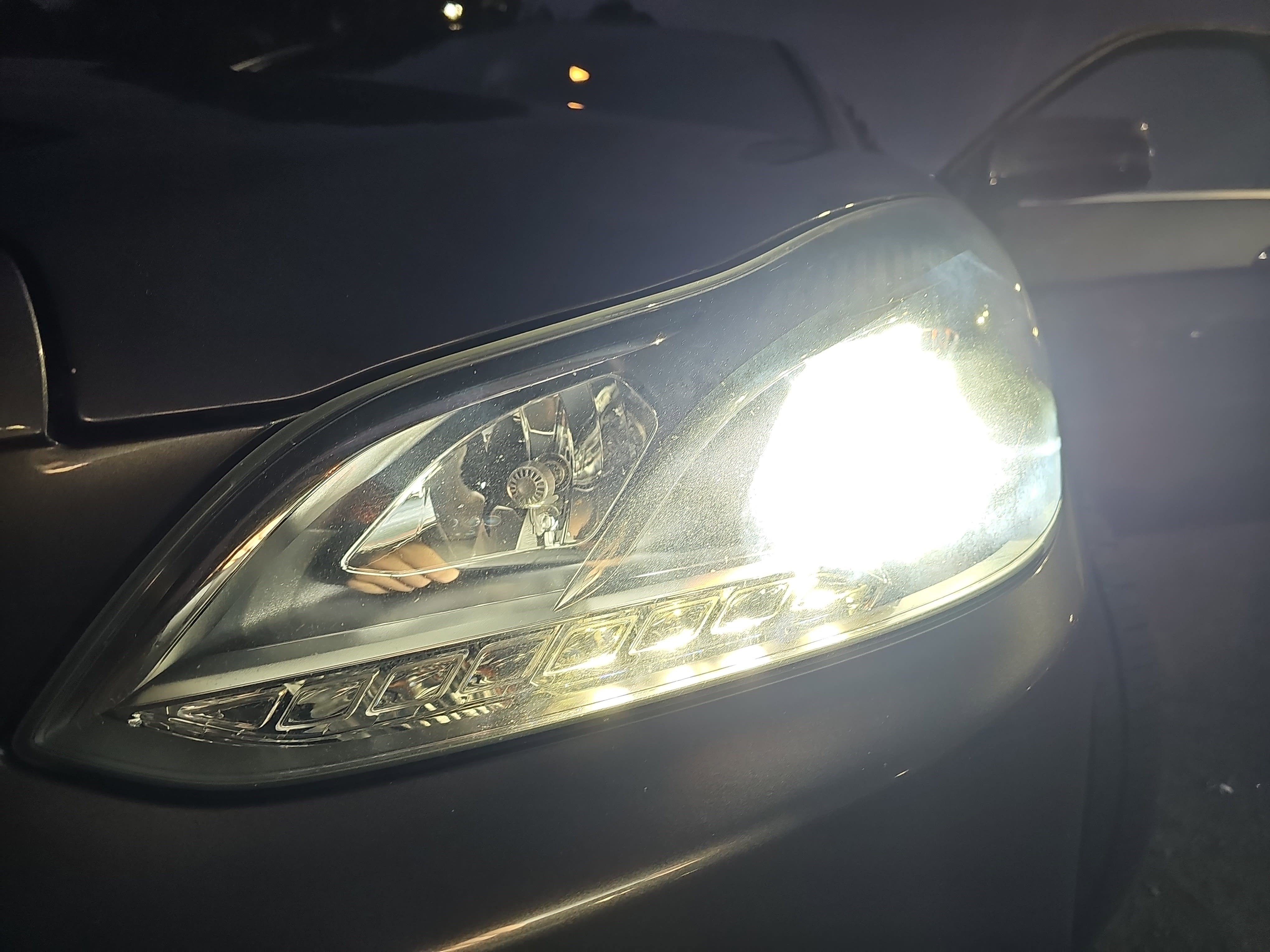 Used 2016 Mercedes-Benz E 350 Sedan image 33