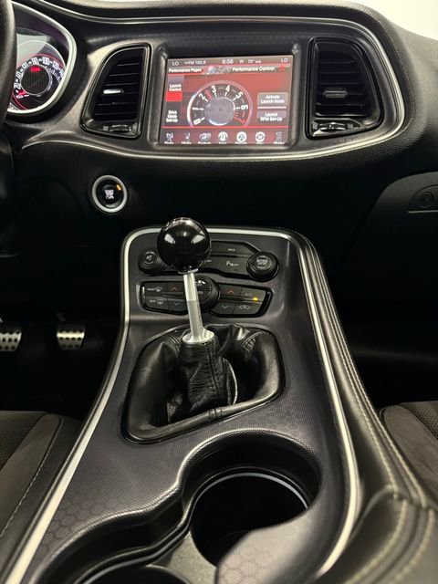 Used 2016 Dodge Challenger R/T Scat Pack w/ Leather Interior Group image 22