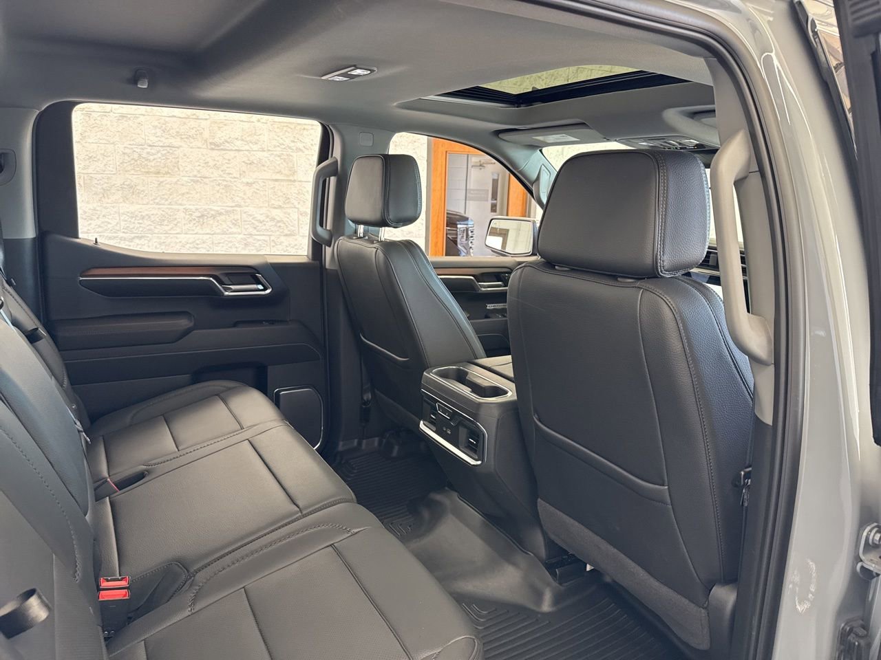 Used 2024 GMC Sierra 1500 Denali w/ Denali Reserve Package image 42