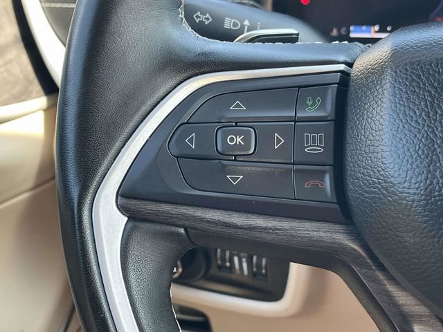 Used 2022 Jeep Grand Cherokee L Limited AWD/4WD image 29