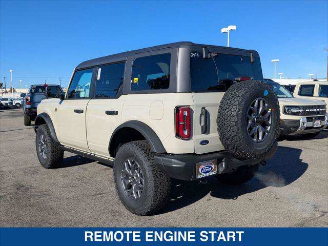 New 2025 Ford Bronco Badlands AWD/4WD image 3