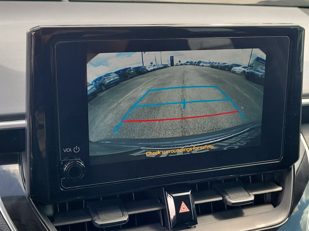 Used 2025 Toyota Corolla LE FWD image 20