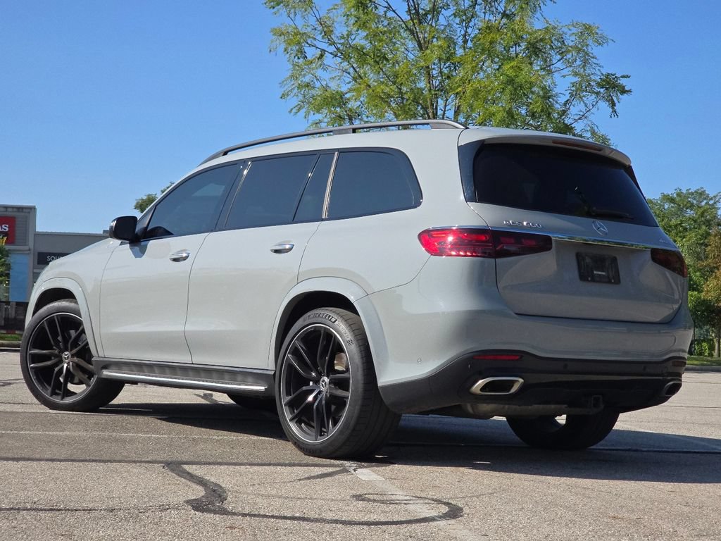 Used 2024 Mercedes-Benz GLS 580 4MATIC image 13