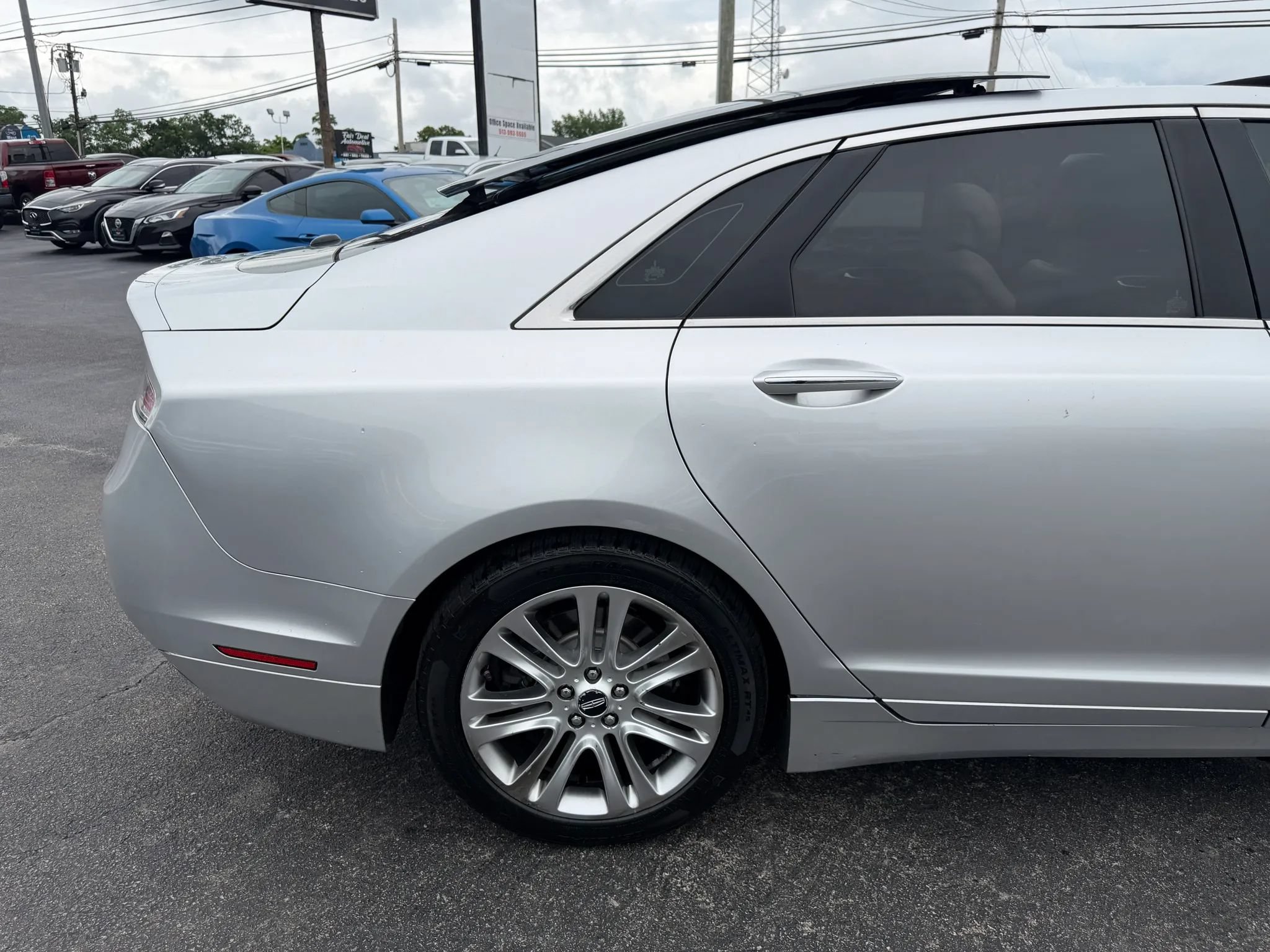 Used 2016 Lincoln MKZ w/ Equipment Group 200A Select FWD image 49