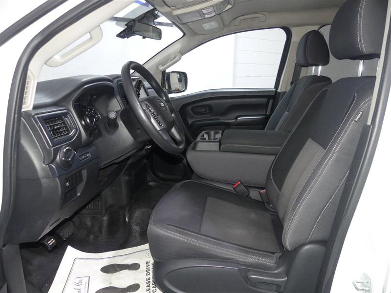 Used 2022 Nissan Titan S w/ S Utility Package image 18