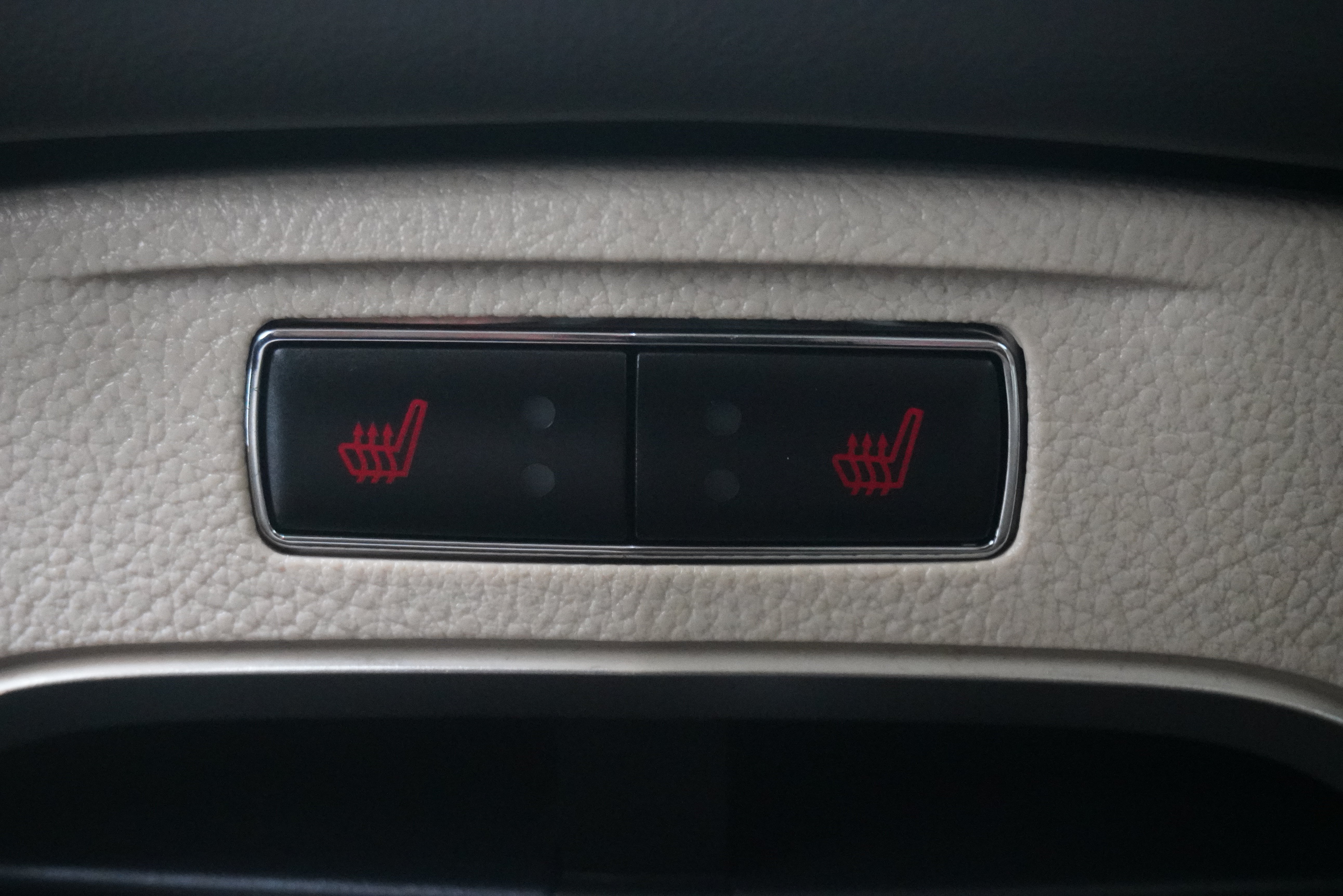 Used 2019 Lincoln MKZ Reserve w/ Reserve Plus Package FWD image 14