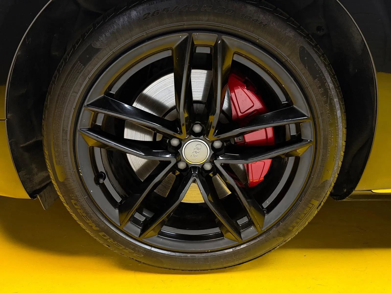 Used 2015 Audi A8 L 4.0T w/ Premium Package image 7